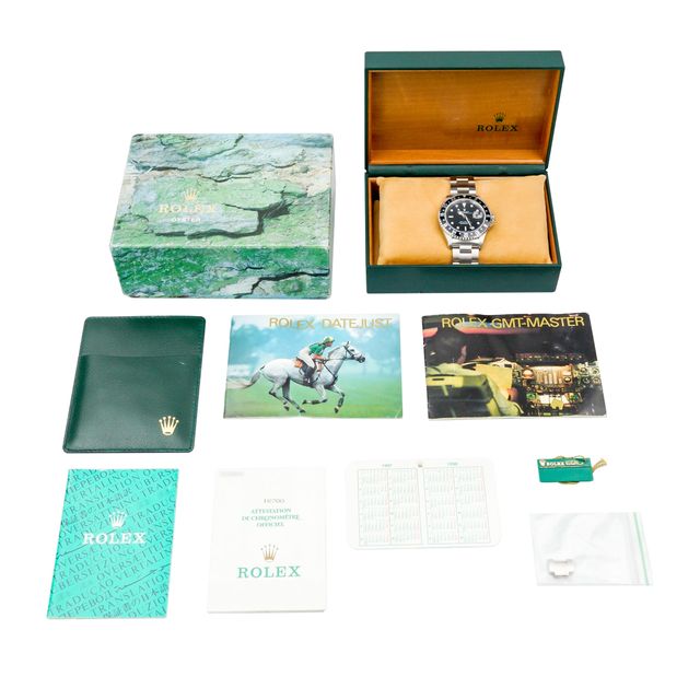 Rolex GMT Master 16700 Image 5